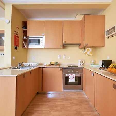 Near The Beach! Cascais! Віавіа