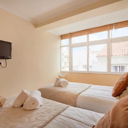 Апартаменты Near The Beach! Cascais! Кашкайш
