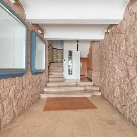 Apartament Near The Beach! Cascais! Віавіа