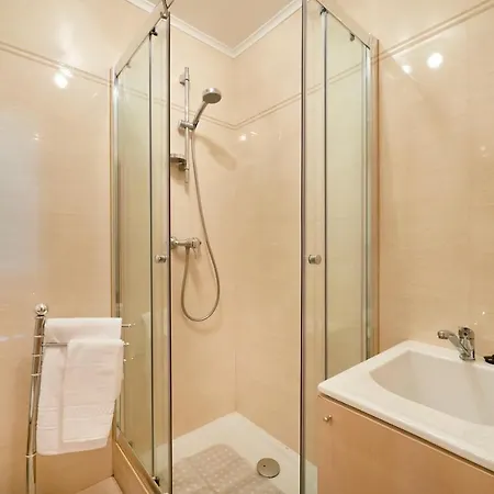 Near The Beach! Cascais! Apartamento *